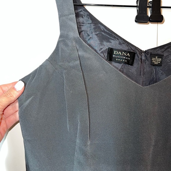 Dana Bachman Dress. Size 12.  Worn once. 100% Silk. - Picture 5 of 10